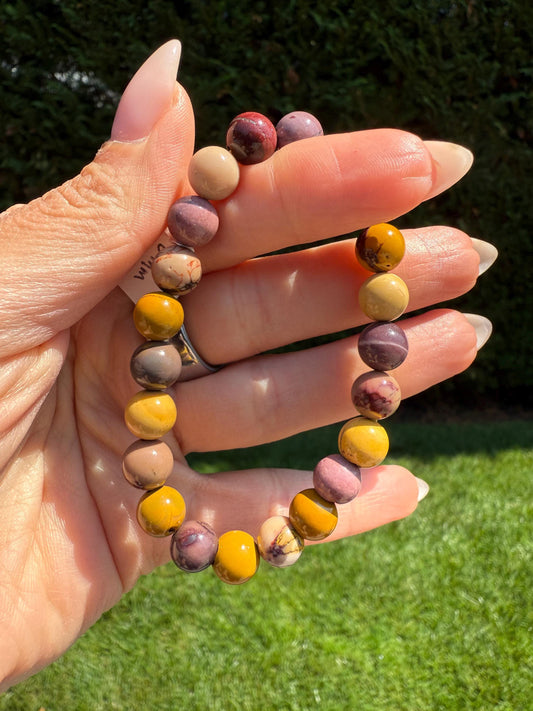 Mookaite Jasper Stretch Beaded Bracelet: Natural Gemstone Healing Crystal Jewelry (9mm)