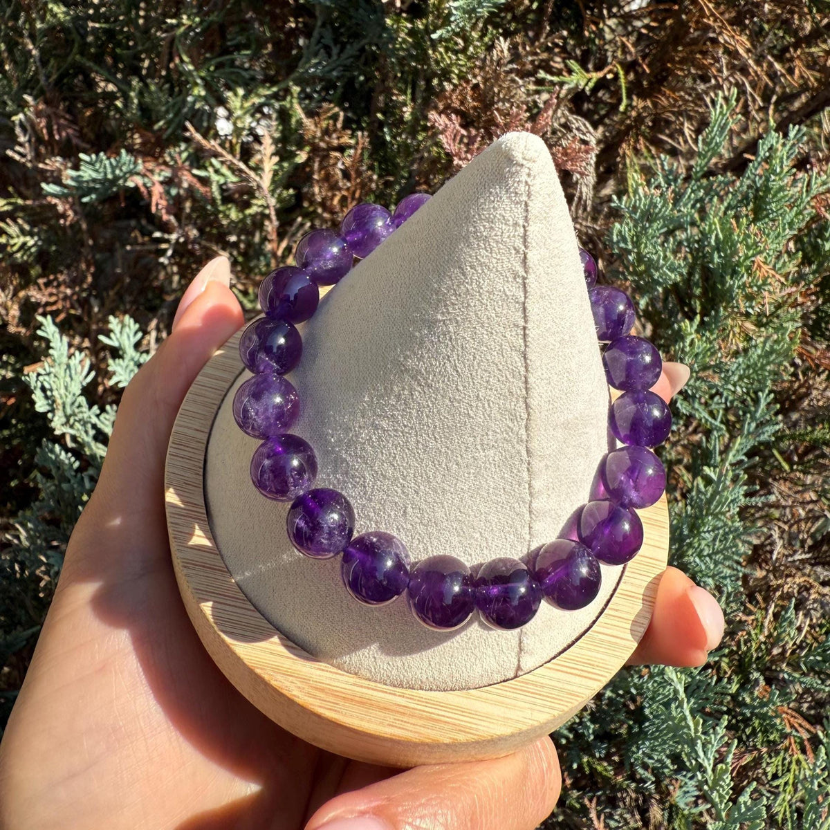 Purple Amethyst Crystal 10MM Beaded Bracelet, Healing Stone Jewelry, Crown Chakra Bracelet, Gift for Her, Gemstone Jewelry, Amethyst Jewelry