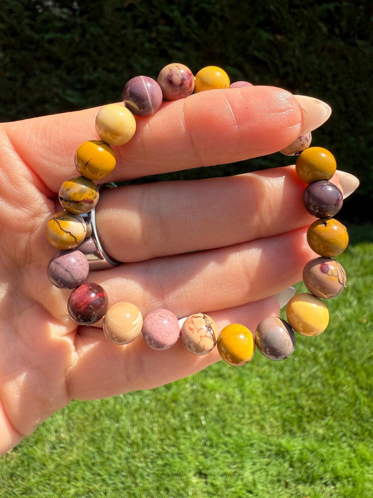 Mookaite Jasper Stretch Beaded Bracelet: Natural Gemstone Healing Crystal Jewelry (9mm)