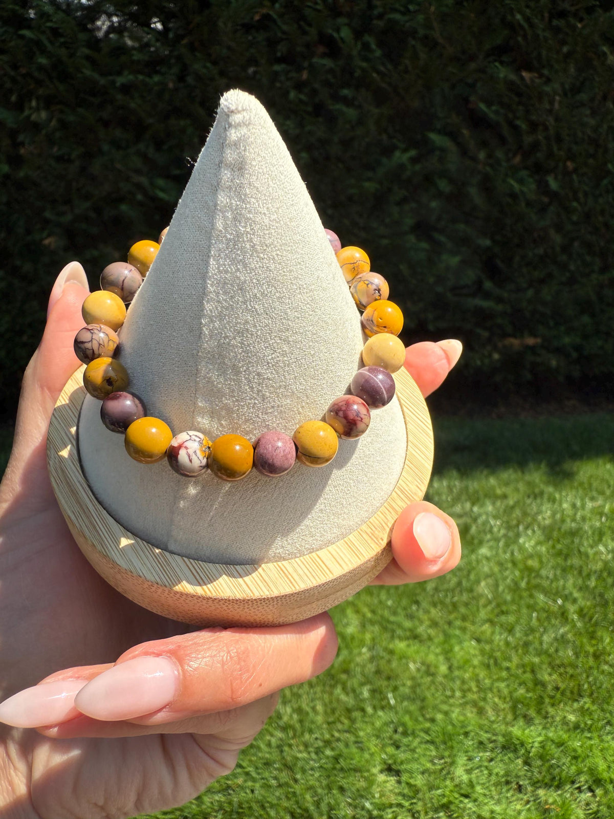 Mookaite Jasper Stretch Beaded Bracelet: Natural Gemstone Healing Crystal Jewelry (9mm)
