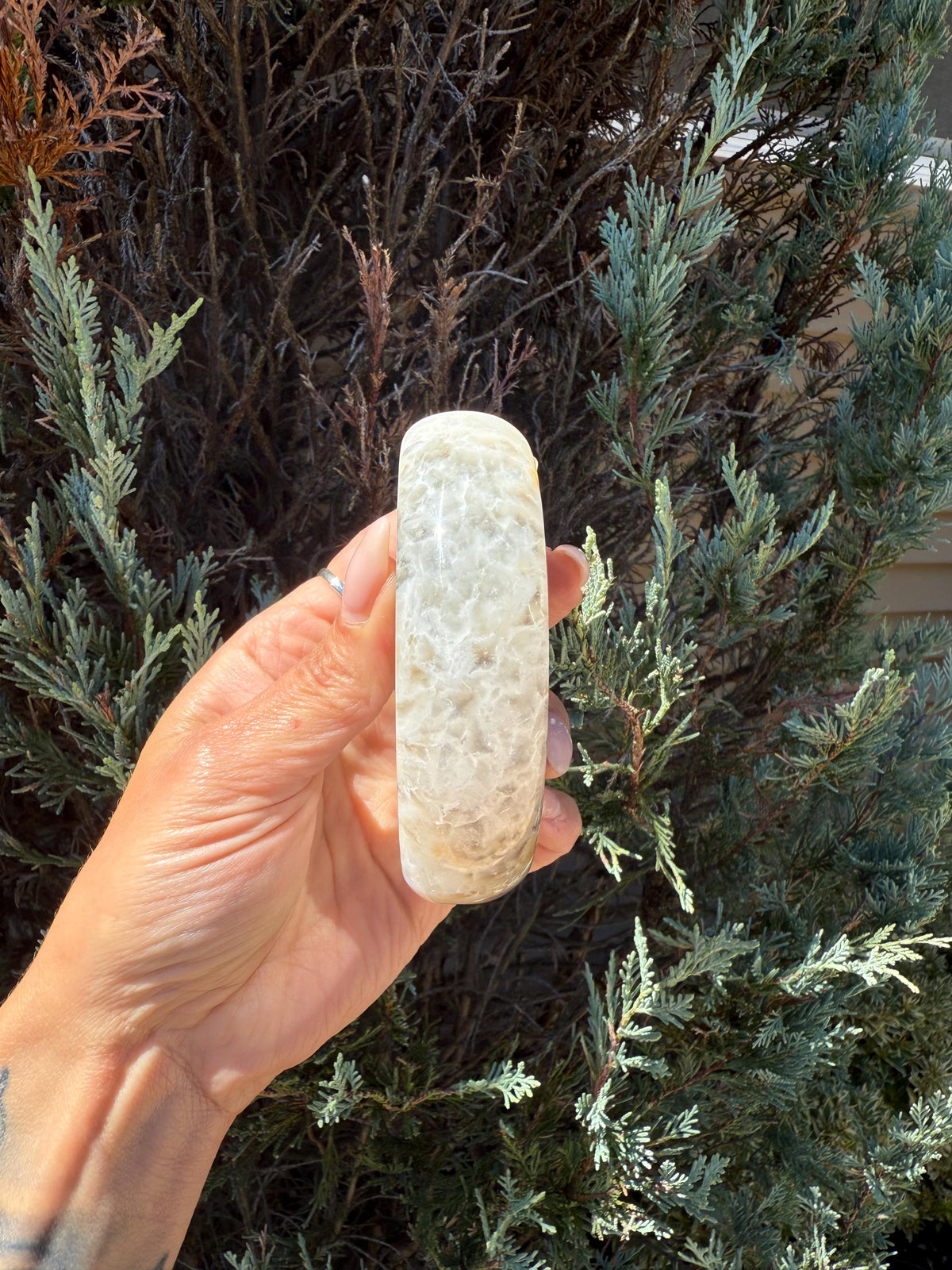 Druzy Brazilian Agate Quartz Crescent Moon Carving, Natural Crystal Sculpture, Spiritual Decor