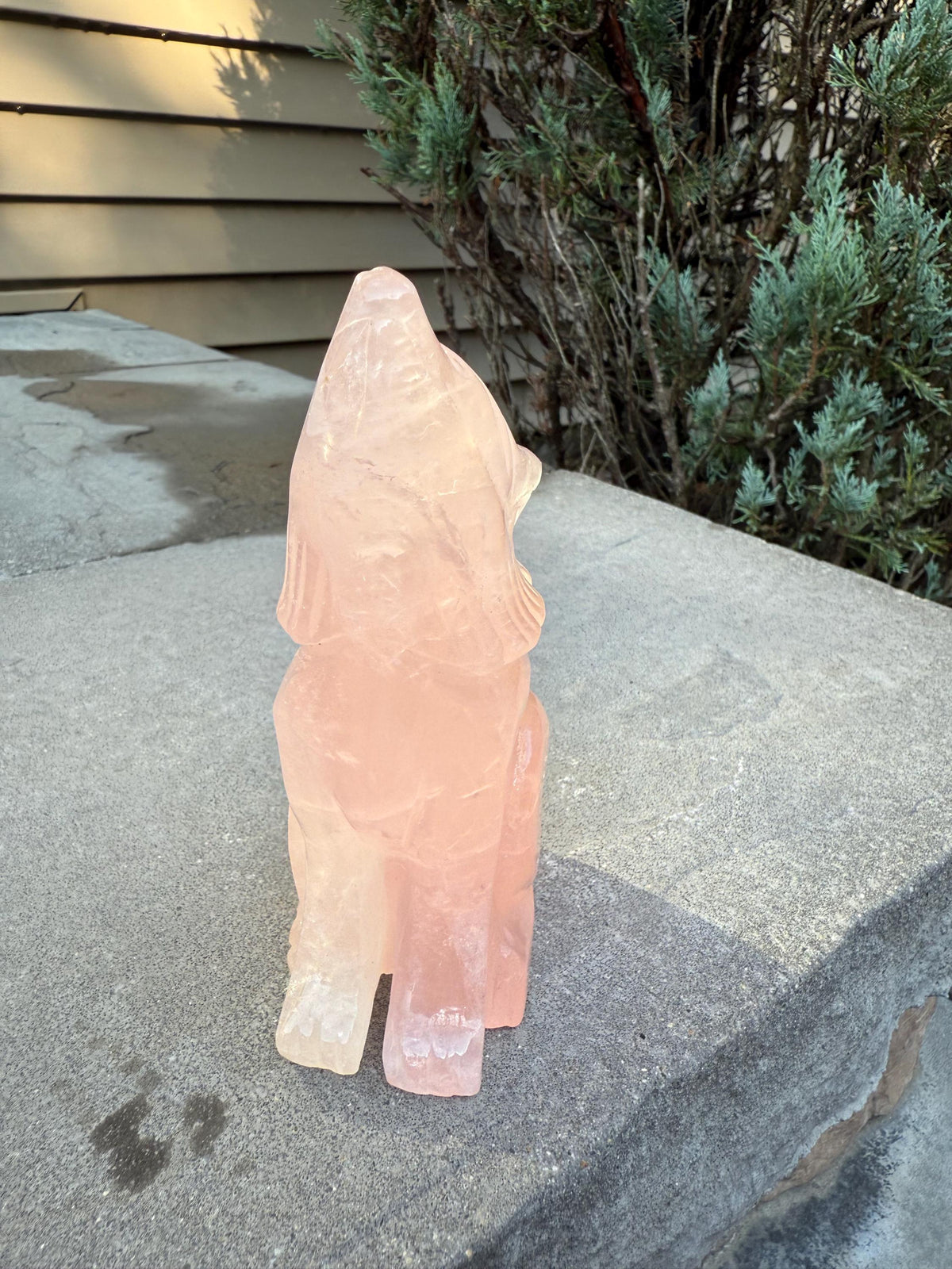 Rose Quartz Wolf Crystal Carving • Hand-Carved Spirit Animal • Gemstone Wolf • Healing Stone • Spiritual Decor