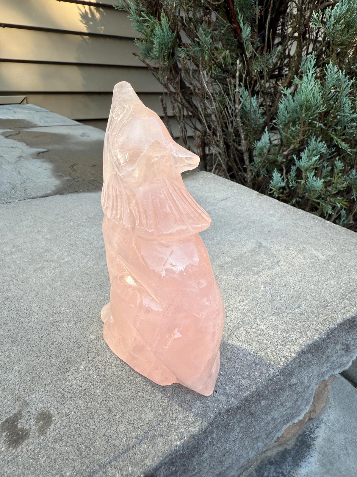 Rose Quartz Wolf Crystal Carving • Hand-Carved Spirit Animal • Gemstone Wolf • Healing Stone • Spiritual Decor