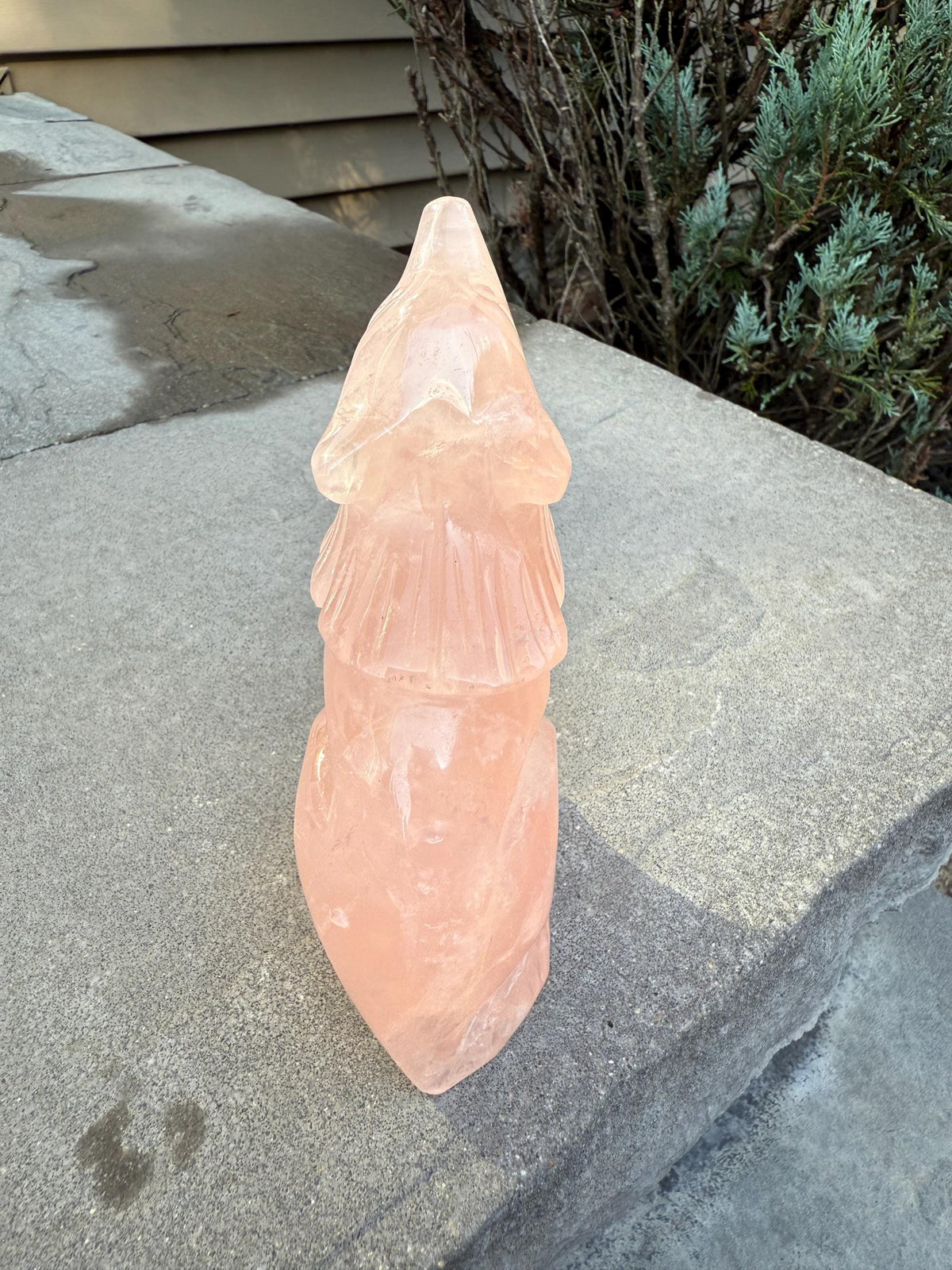 Rose Quartz Wolf Crystal Carving • Hand-Carved Spirit Animal • Gemstone Wolf • Healing Stone • Spiritual Decor