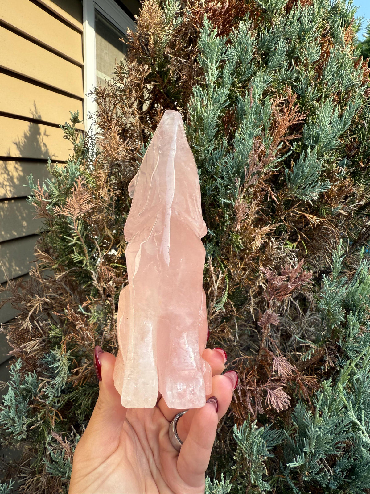 Rose Quartz Wolf Crystal Carving • Hand-Carved Spirit Animal • Gemstone Wolf • Healing Stone • Spiritual Decor