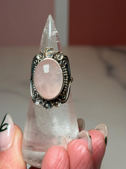 Rose Quartz Sterling Silver Floral Ring, Size 7, Romantic Gemstone Jewelry