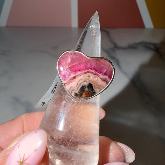 Pink Cobalto Calcite Heart Ring • Sterling Silver Hammered Band • Size 7.75