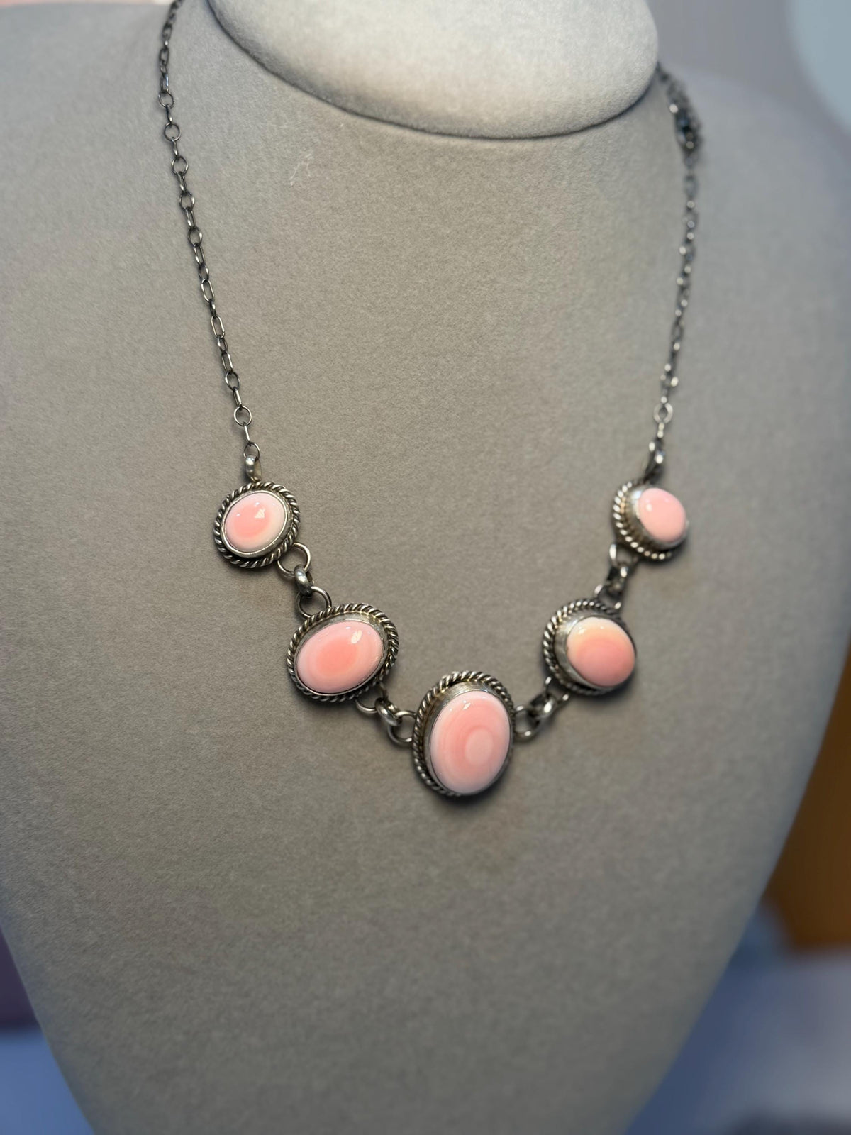 Pink Conch Five Stone Necklace, Sterling Silver, Native Made Stamped B. Lee