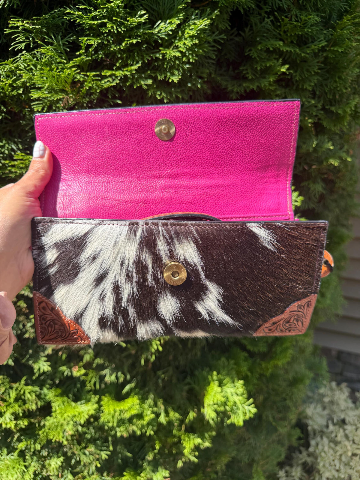 Pink Tooled Leather & Cowhide Wallet Crossbody – Western Hair-On Hide Clutch