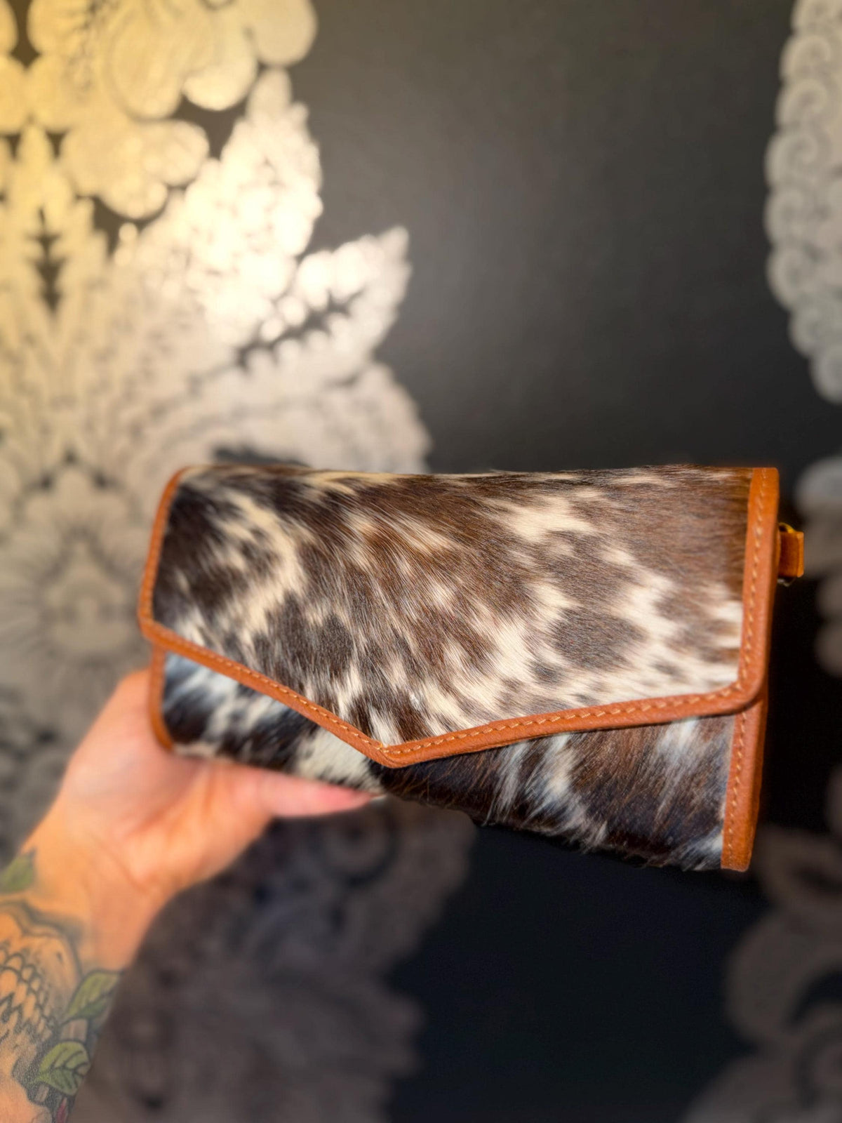 Cowhide Leather Crossbody Wallet